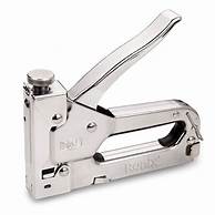 Manual punching stapler-1